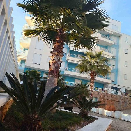 Tropicana Apartments Dhërmi Exteriör bild