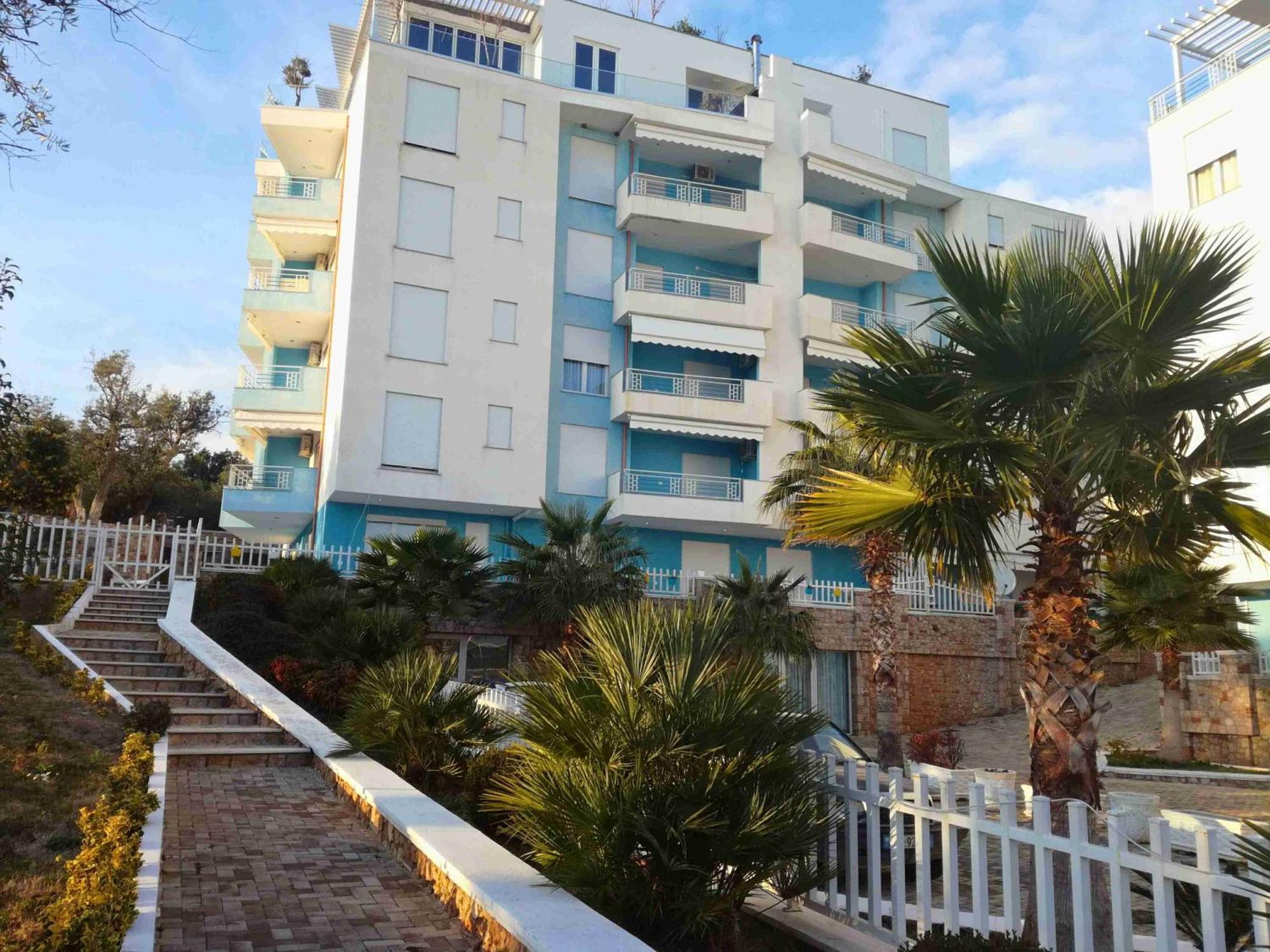 Tropicana Apartments Dhërmi Exteriör bild